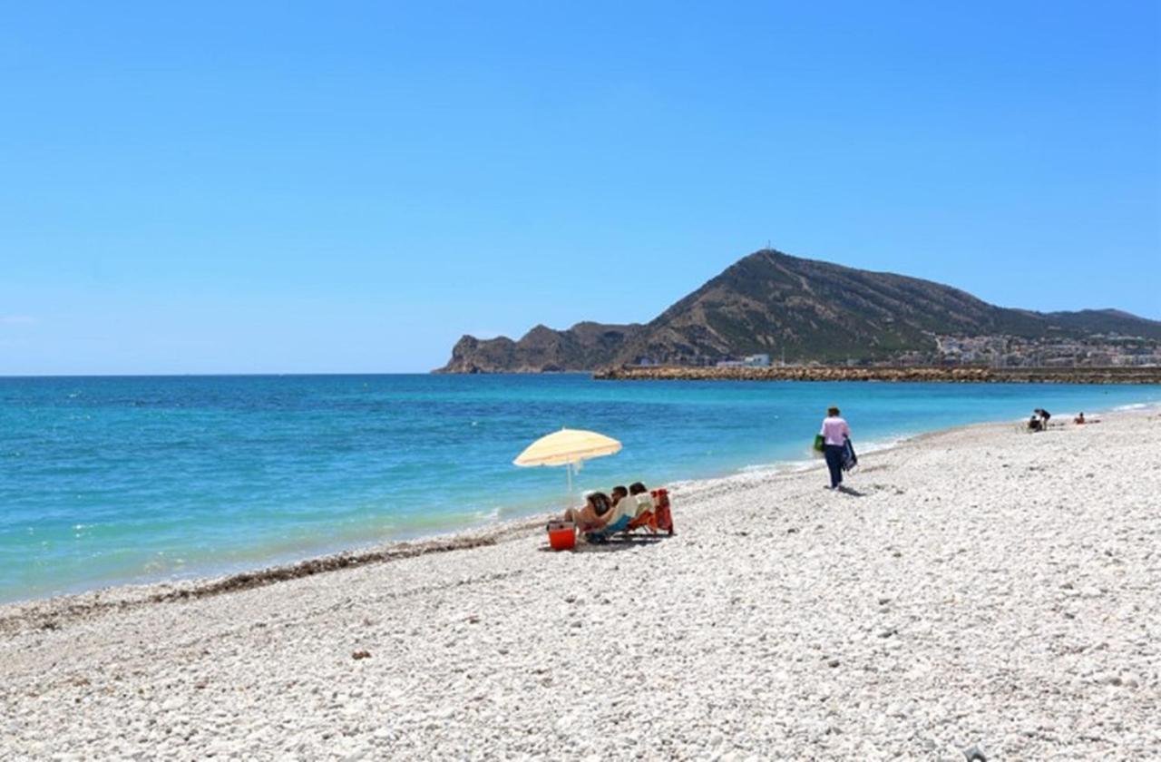 Altea Aan De Jachthaven, Vakantieappartementen Met Frontaal Zeezicht Exterior foto